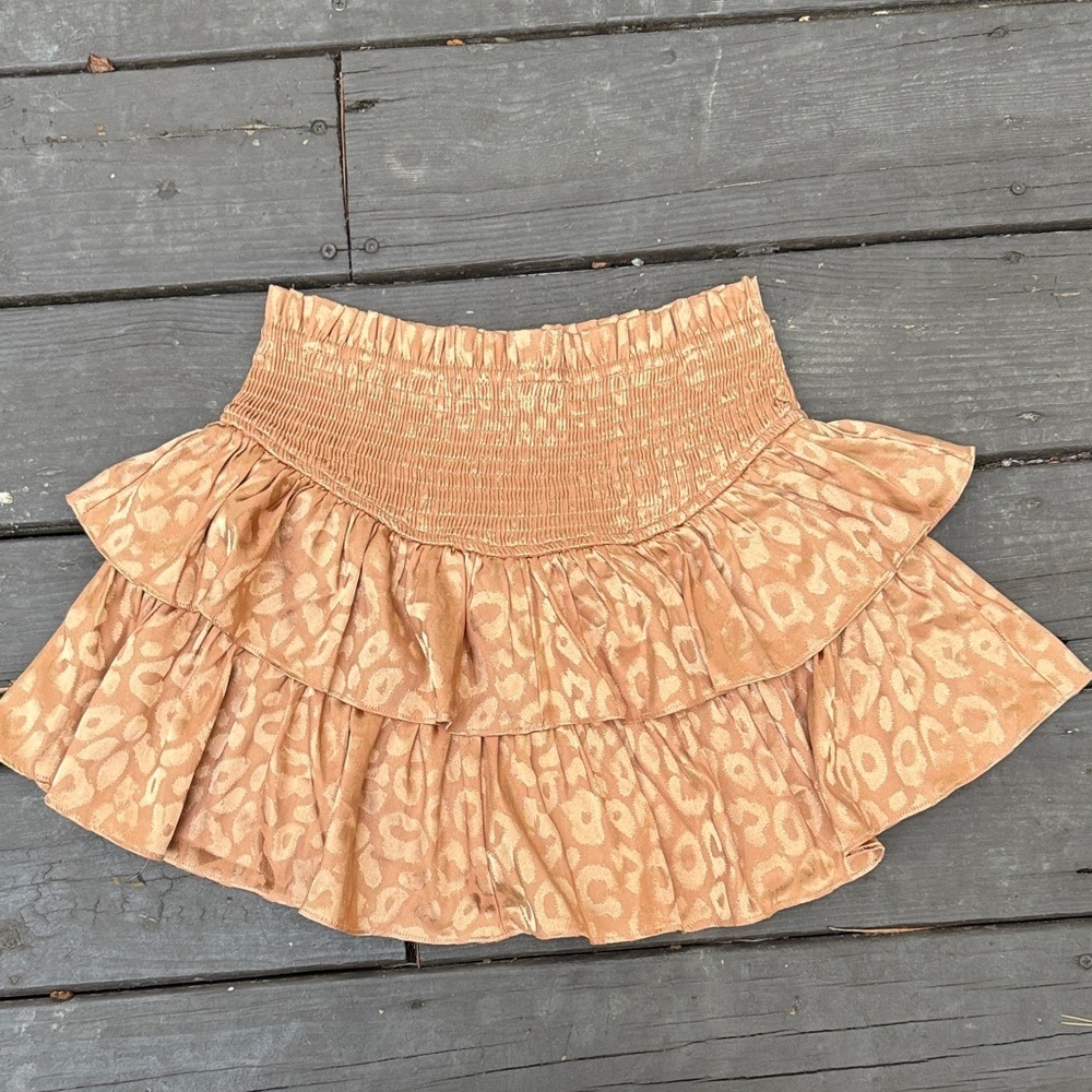 Eesome Metallic Gold Leopard Print Mini Skirt size small